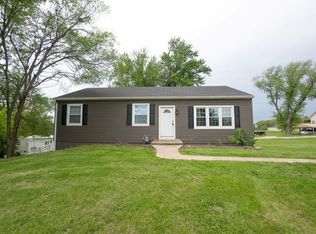 8138 Pratt Rd, Atchison, KS 66002