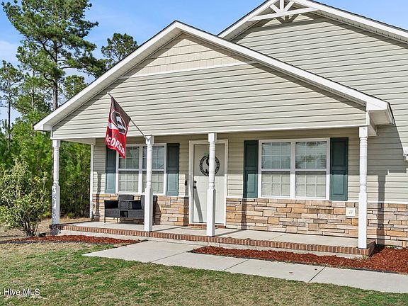 2nd image of 225 Lockwood Court
