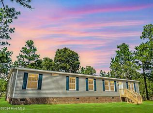 1944 Quewiffle Rd, Aberdeen, NC 28315