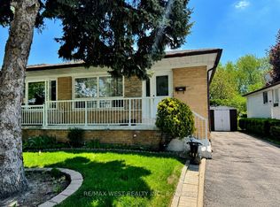7484 Discus Cres, Mississauga, ON L4T2V3