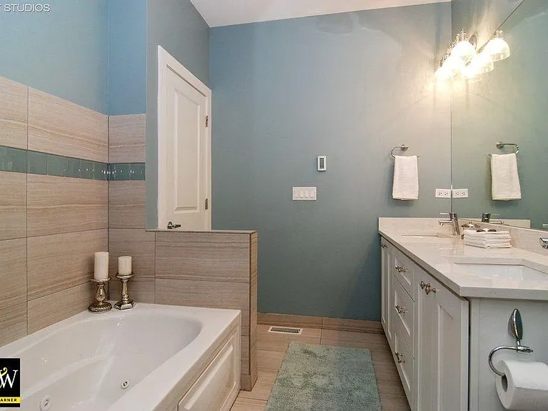 111 Home Ave — Photo 2