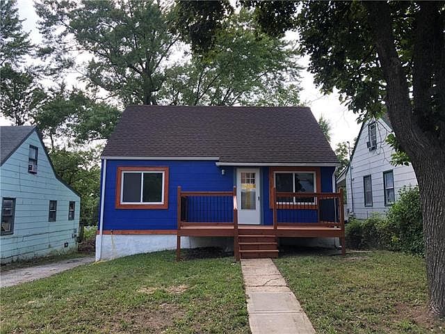 1st image of 5742 College Ave