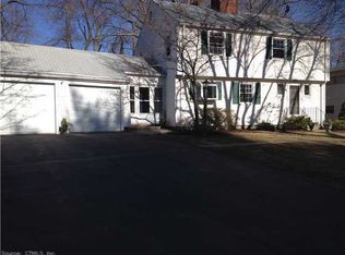 26 Barksdale Rd, West Hartford, CT 06117