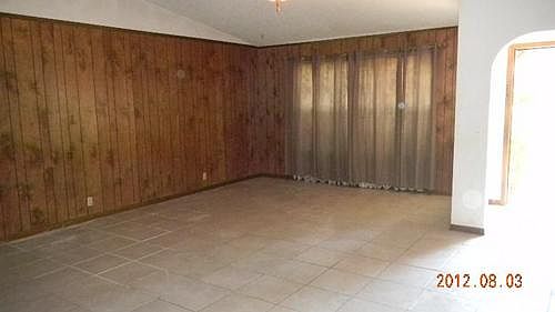 3rd image of 227 E Greenfield Dr