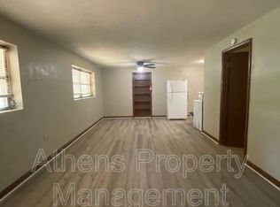317 Springtree Rd #B, Athens, GA 30605