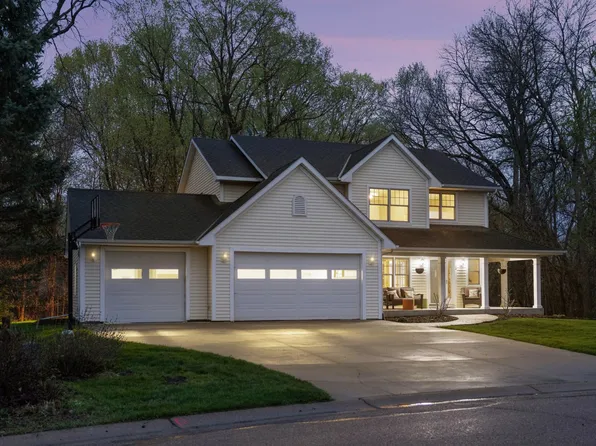 8469 Woodland Curv, Saint Bonifacius, MN 55375