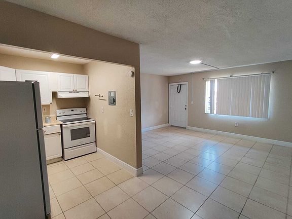 2nd image of 505 NW 177th St #1-106-1