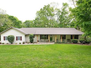 112 Foxridge Dr, Springville, IN 47462