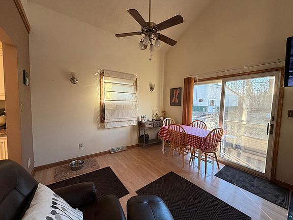 4th image of 777 Harlis Rd