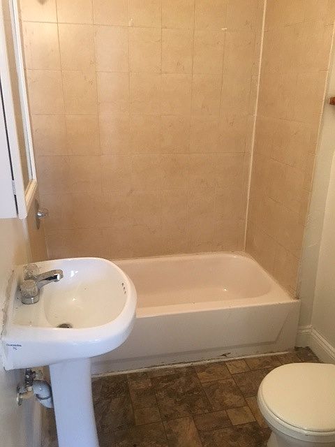 2nd image of 2309 Whittier Ave #1
