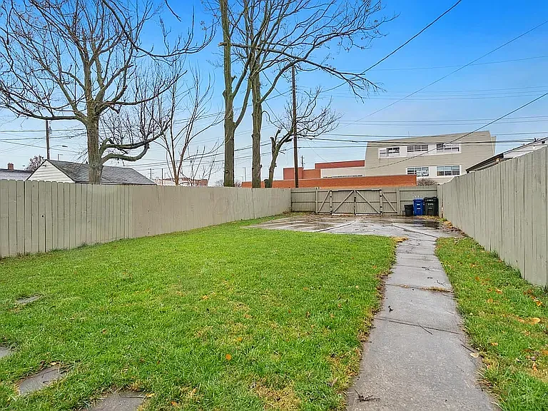 1191 E Rich St — Photo 38
