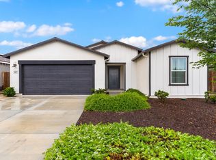 8627 Delcon Dr, Bakersfield, CA 93307