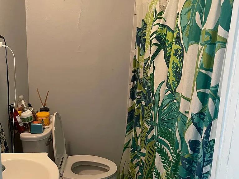 251 State LLC — Photo 17