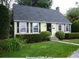 21 King St, Old Saybrook, CT 06475