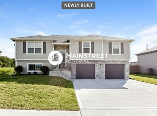 1019 Rockville Ter, Louisburg, KS 66053