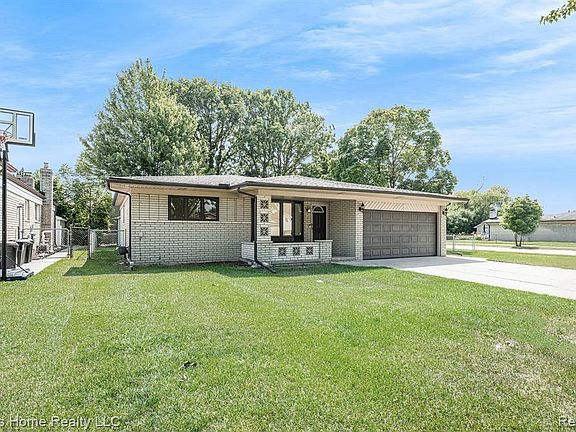 3rd image of 35526 Dunston Dr