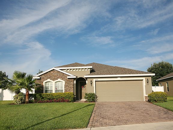 2nd image of 477 Millwood Pl
