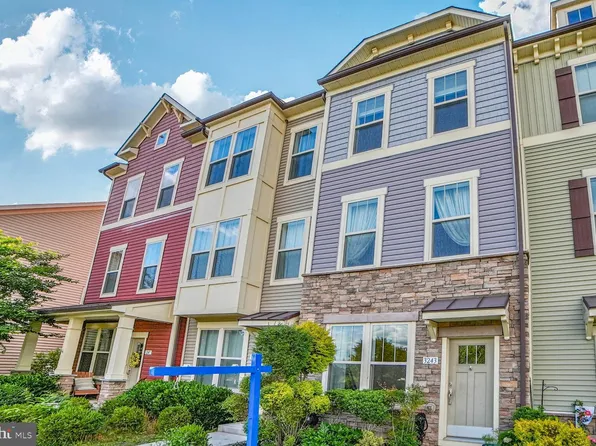 3243 Stone Barn Dr, Frederick, MD 21704