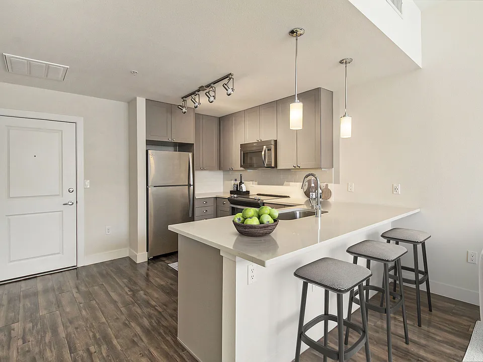 Highlands 32 apartments community photo