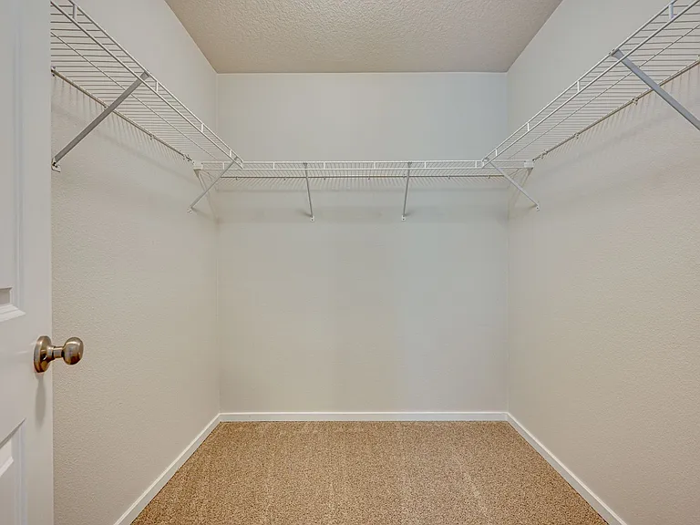 1916 S Robin Way — Photo 21