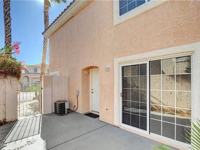 8456 Indigo Sky Ave — Photo 10