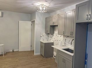 28-05 23rd Ave #1, Astoria, NY 11105