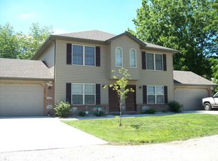 315 Padin St #A, Troy, IL 62294