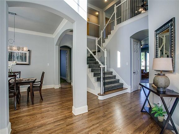 4th image of 615 Sword Bridge Dr