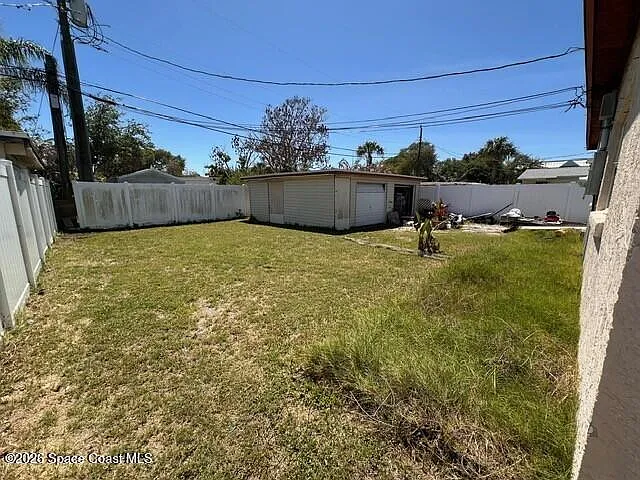 411 Jefferson Ave — Photo 18