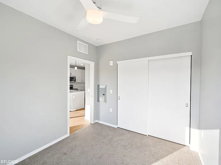 Lago Apartments — Photo 162