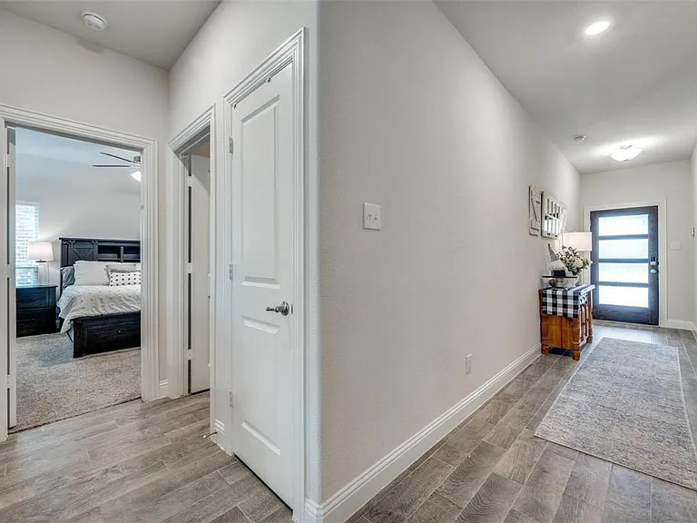 2937 Log Cabin Dr — Photo 20