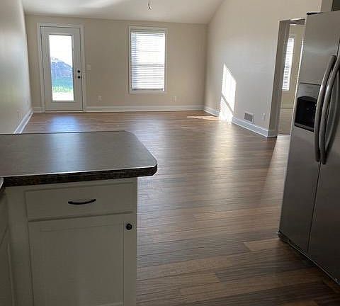 3rd image of 540 Spinnaker Dr