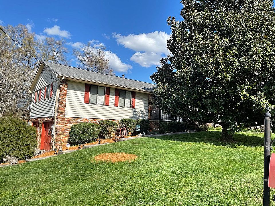 1st image of 2418 Southview Dr