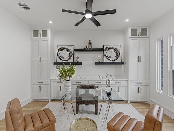 4th image of 7503 Robin Rd