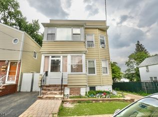 32 New St, Belleville, NJ 07109