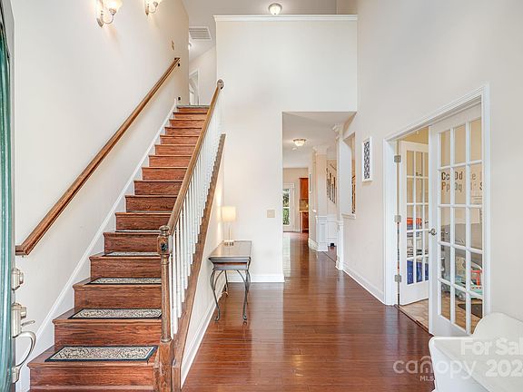 5th image of 2609 Glyncastle Way