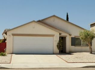 11971 Luna Rd, Victorville, CA 92392