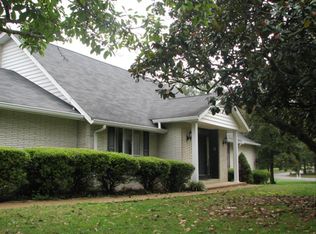 301 Masters Rd, Hixson, TN 37343