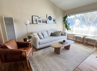 1833 Santa Ana Ave, Costa Mesa, CA 92627