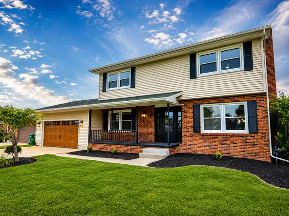 304 Sequoia Dr, Streator, IL 61364