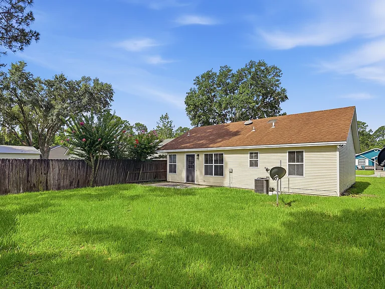 308 Dogwood Ct — Photo 23