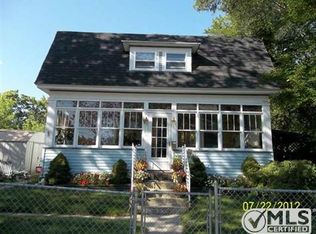 1376 Park St, Muskegon, MI 49441