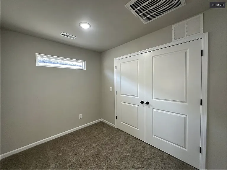 9050 Stoney Waters Ct — Photo 12