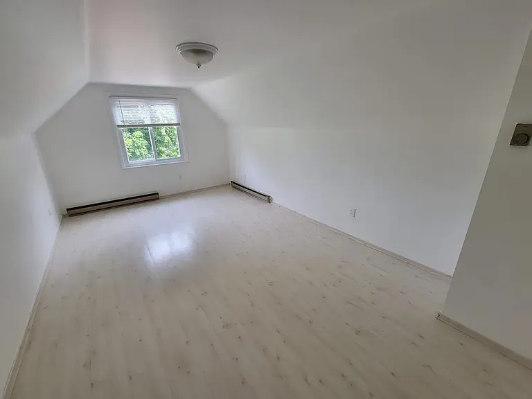 15 Parkview Ct #2B — Photo 5