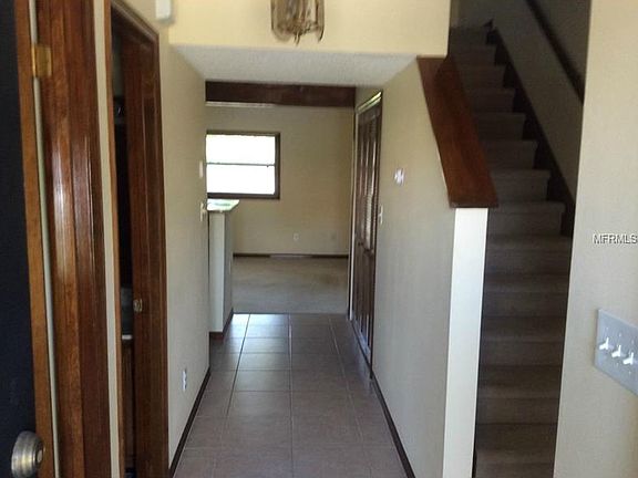 3rd image of 529 Carambola Ave