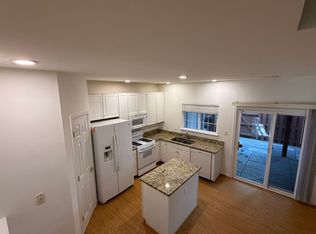 2427 Dew Meadow Ct, Herndon, VA 20171