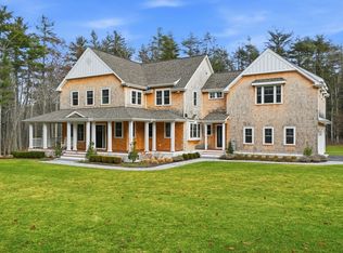 695 Keene St, Duxbury, MA 02332