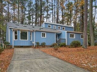 507 Holtz Ln, Cary, NC 27511