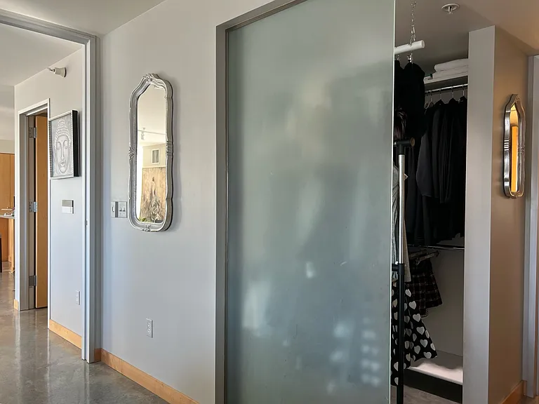 221 E College St #1203 — Photo 11