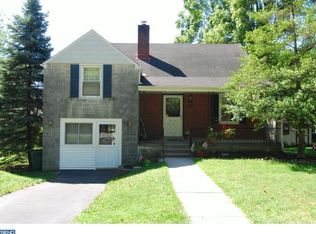 2902 Filbert St, Reading, PA 19606